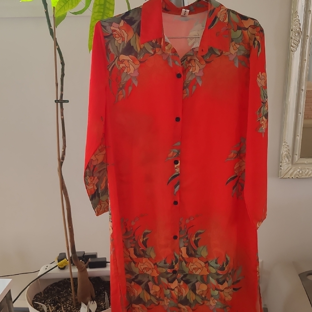 Yala Red Long Sleeve Buttoned Dress